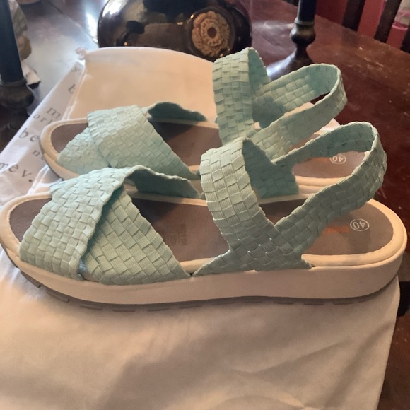 bernie mev. Shoes - Bernie Mev Baby Blue stretchy Kaia sandal. NIB Womens 9-9.5
